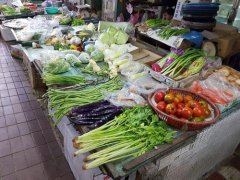 台风“白鹿”逼近台湾 蔬菜批发价飙至8月最高